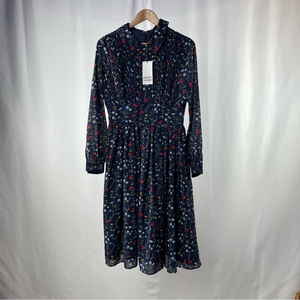 NWT Unique Vintage Collared Long Sleeve Floral Dress in Navy Size Medium 6-8